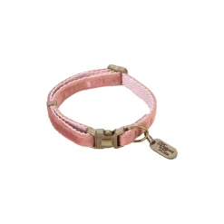 Designed by Lotte Kattenhalsband Velura