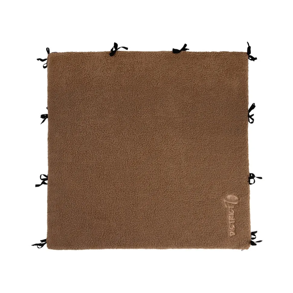 District 70 Sherpa Bench Divider