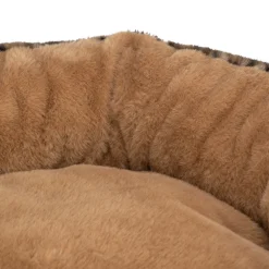 Trixie Mand Leo